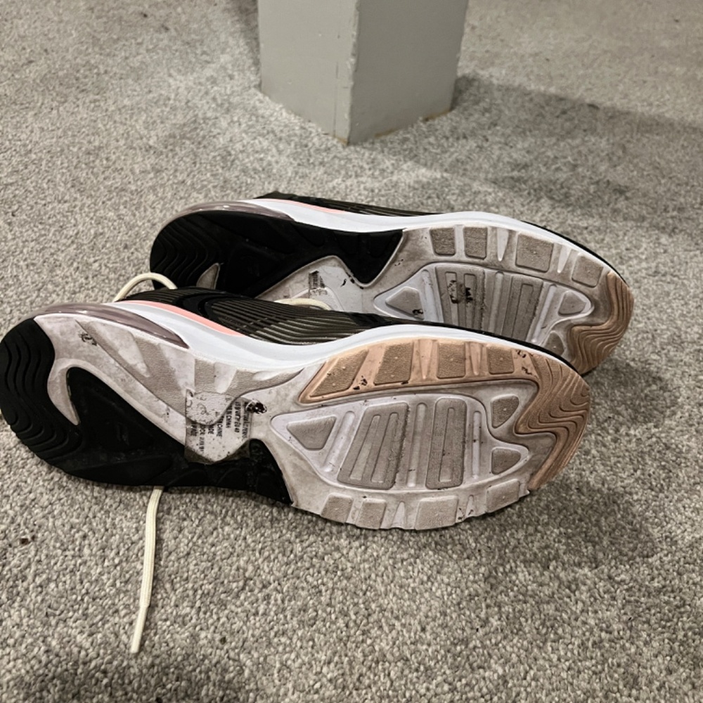 Fabletics Sneakers - image 3